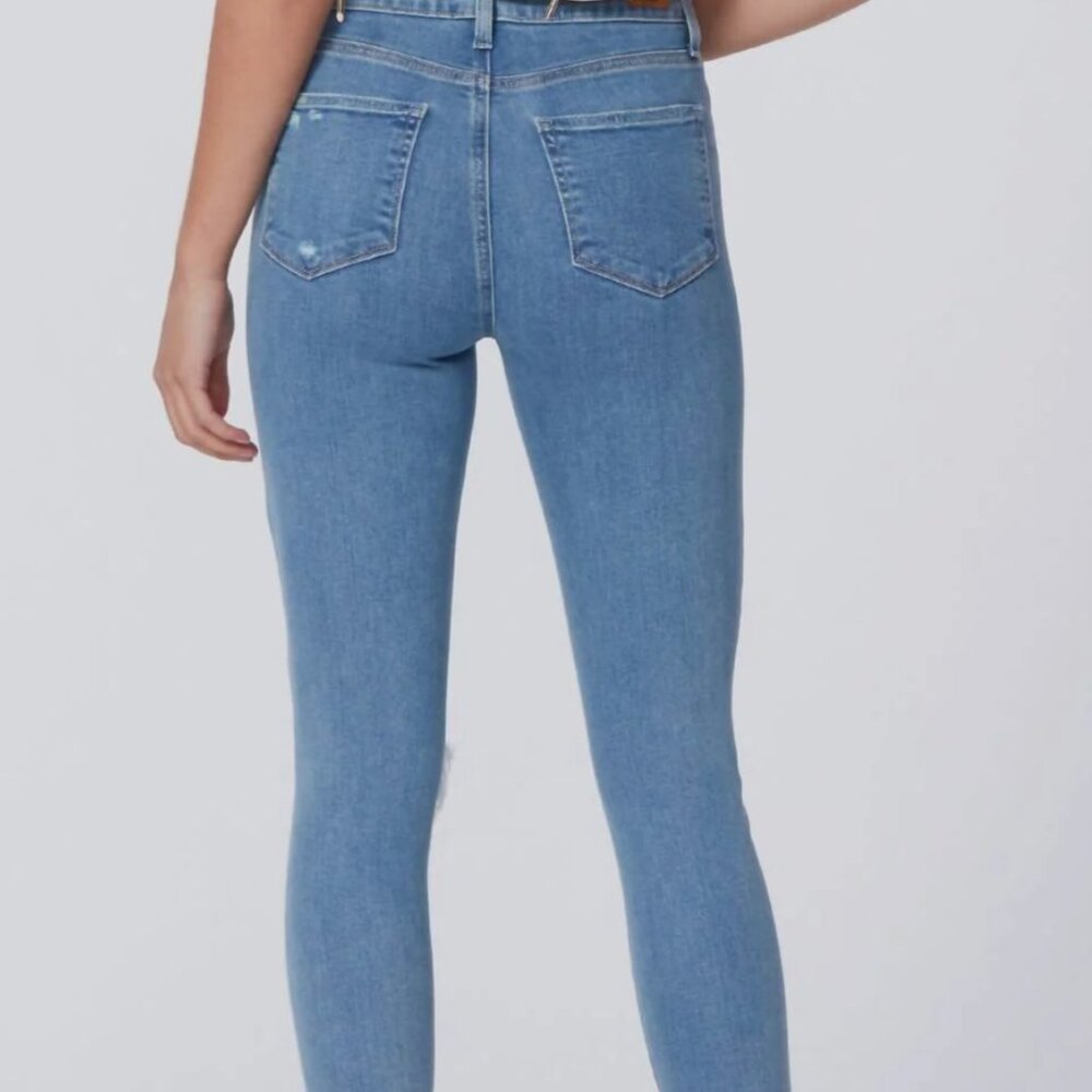 Paige Margot Crop